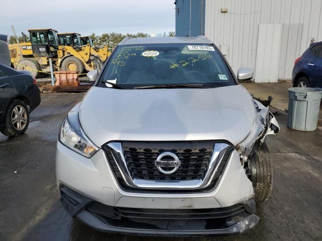 2019 Nissan Kicks S