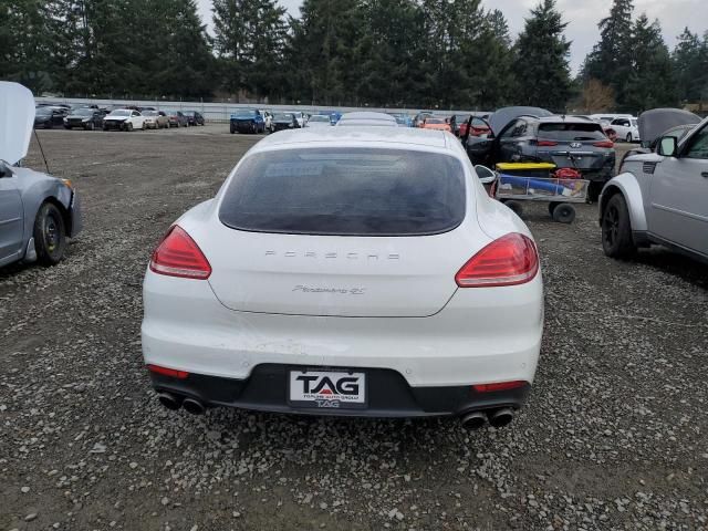 2015 Porsche Panamera S