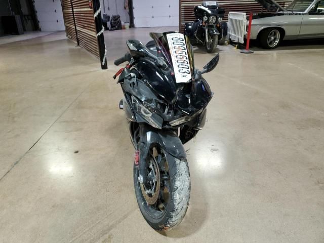 2015 Yamaha YZFR3