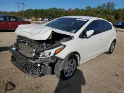 KIA Vehiculos salvage en venta: 2017 KIA Forte LX