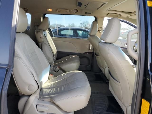 2011 Toyota Sienna XLE