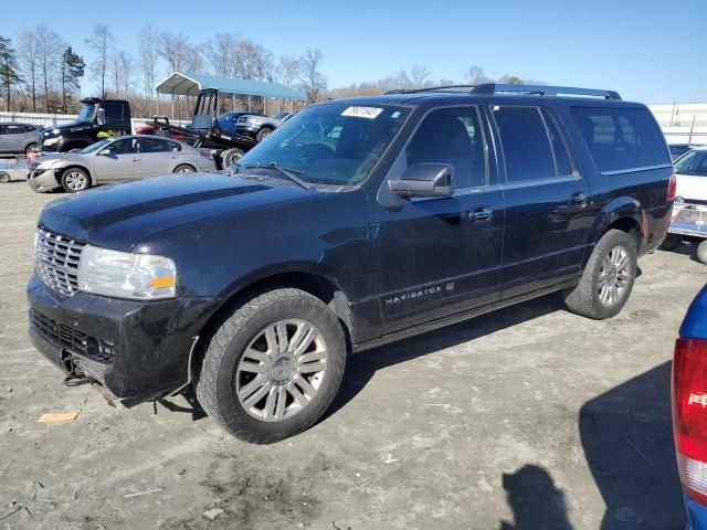 2013 Lincoln Navigator L