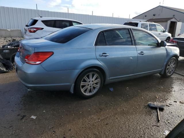 2005 Toyota Avalon XL