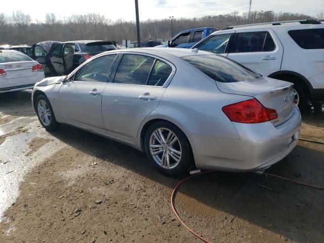 2015 Infiniti Q40