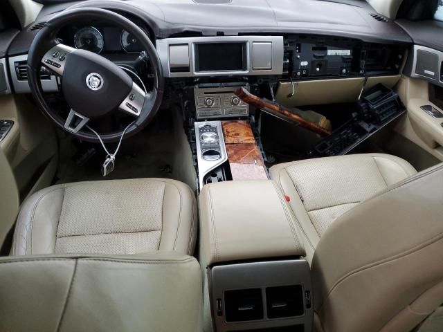 2009 Jaguar XF Premium Luxury