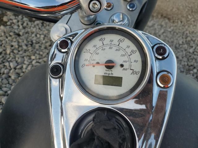 2001 Honda VT750 CD2