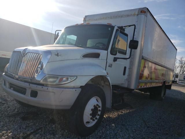 2005 International 4000 4200