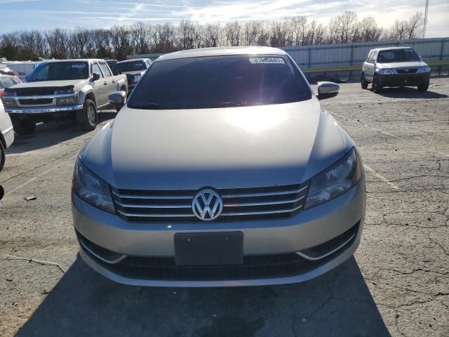 2013 Volkswagen Passat SE