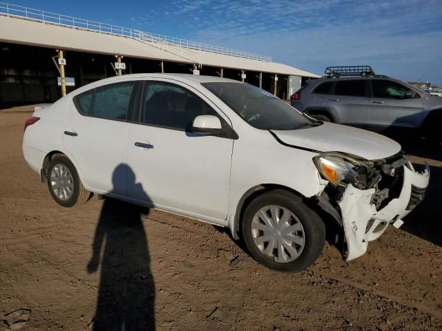 2013 Nissan Versa S