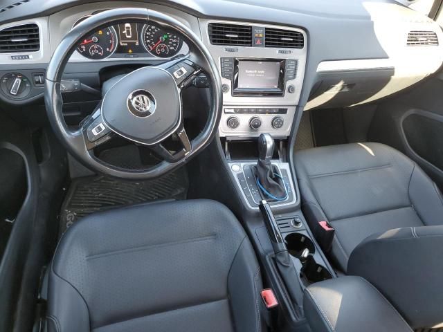 2015 Volkswagen Golf Sportwagen S