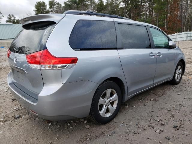 2014 Toyota Sienna LE