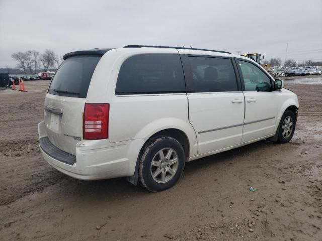 2010 Chrysler Town & Country Touring