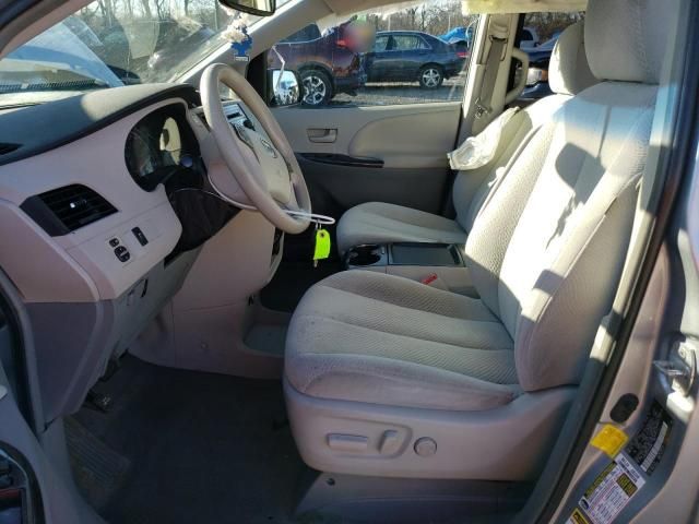 2011 Toyota Sienna LE