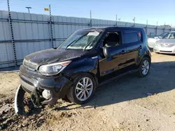 Carros salvage sin ofertas aún a la venta en subasta: 2018 KIA Soul +