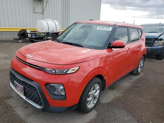 2022 KIA Soul LX