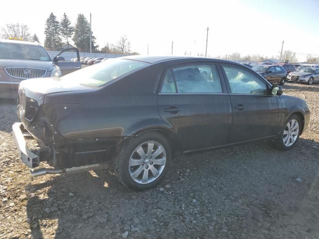 2005 Toyota Avalon XL