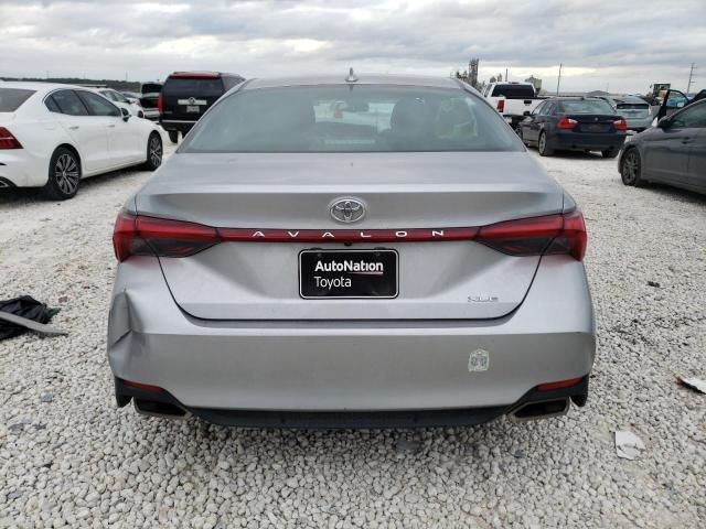 2019 Toyota Avalon XLE