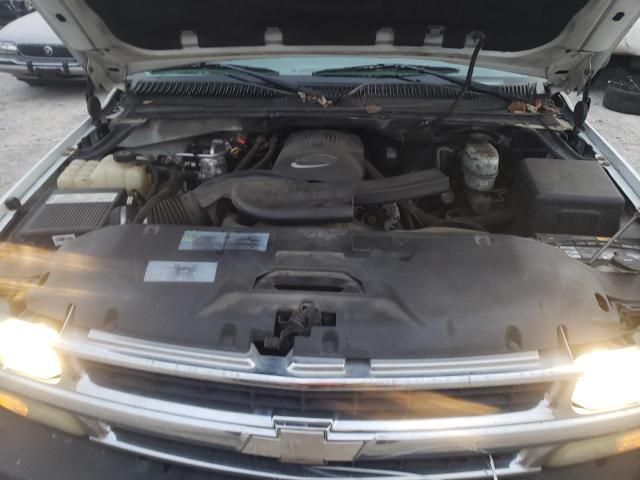 2004 Chevrolet Tahoe C1500