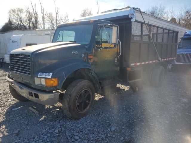 1998 International 4000 4700