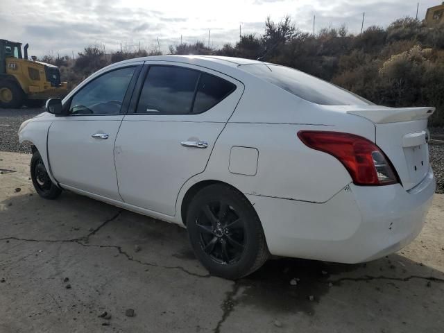 2014 Nissan Versa S