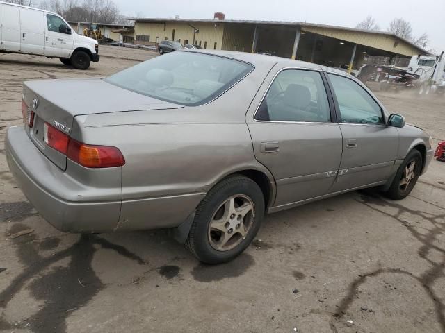 2000 Toyota Camry CE