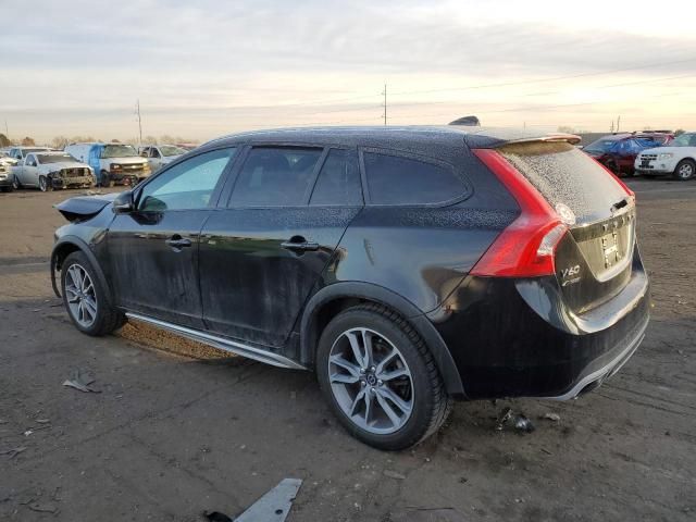 2016 Volvo V60 Cross Country Premier