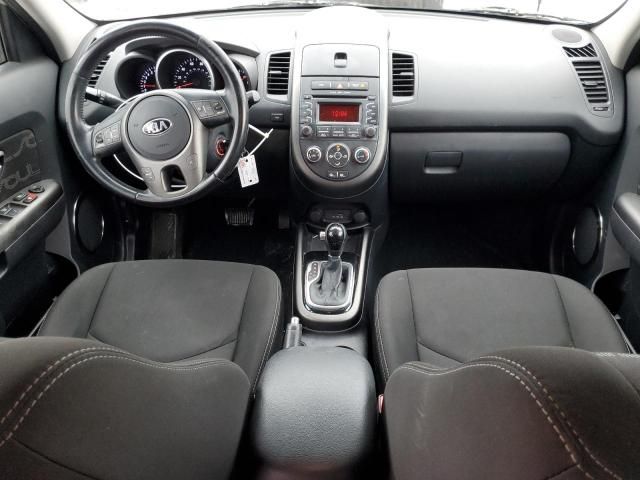 2013 KIA Soul +