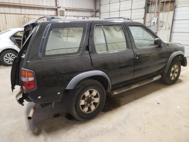 1999 Nissan Pathfinder LE