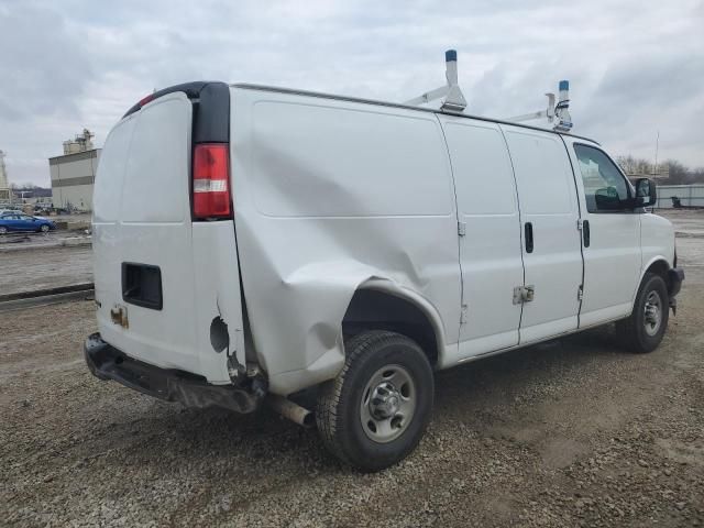 2017 Chevrolet Express G2500