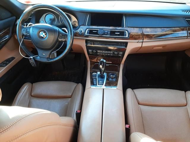 2013 BMW 750 XI