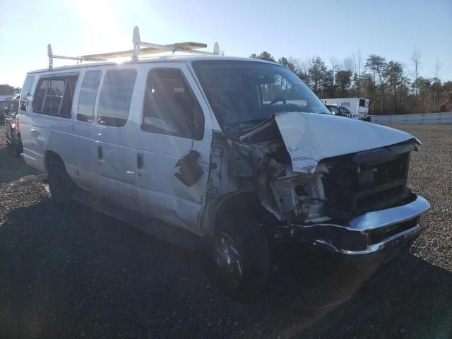 2012 Ford Econoline E350 Super Duty Wagon