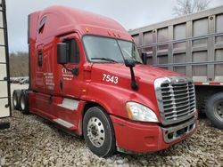 Camiones sin daños a la venta en subasta: 2015 Freightliner Cascadia 125