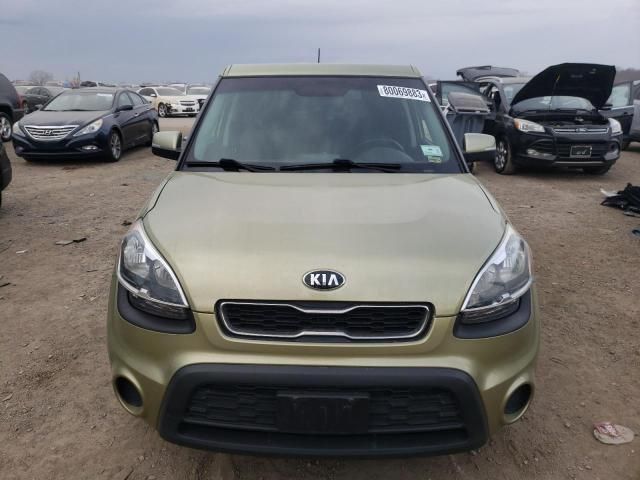 2013 KIA Soul +