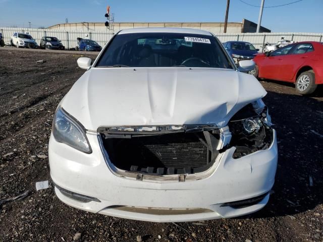 2014 Chrysler 200 Touring