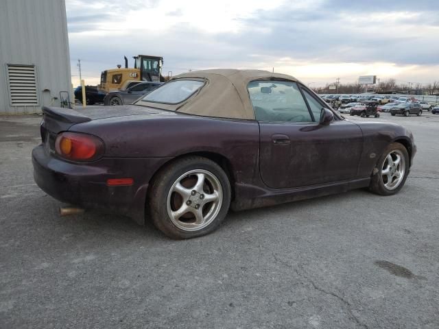 2000 Mazda MX-5 Miata Base