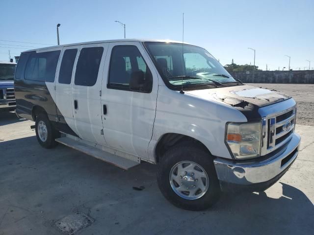 2014 Ford Econoline E350 Super Duty Wagon