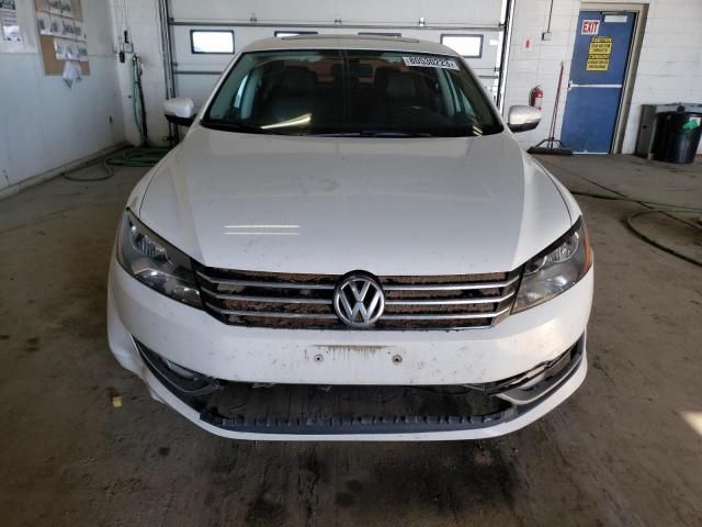 2015 Volkswagen Passat SE