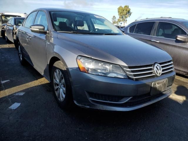 2015 Volkswagen Passat S