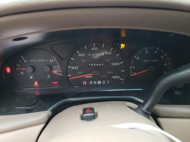 2003 Ford Taurus SE