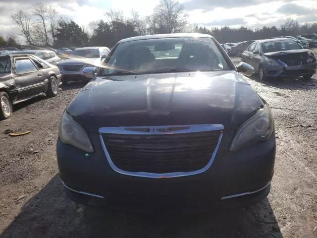 2011 Chrysler 200 Limited