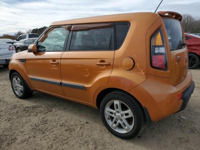 2011 KIA Soul +