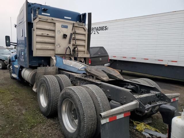 2019 Kenworth Construction T680