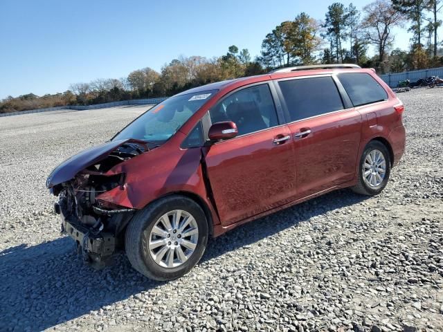 2016 Toyota Sienna XLE