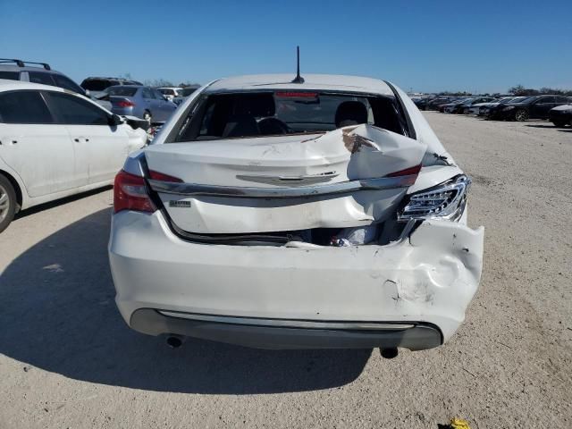 2013 Chrysler 200 Limited