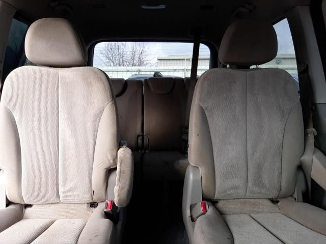 2012 KIA Sedona LX