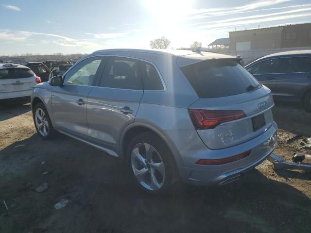 2022 Audi Q5 Premium Plus 45