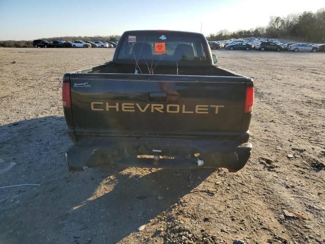 1999 Chevrolet S Truck S10