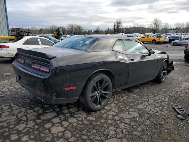 2017 Dodge Challenger SXT