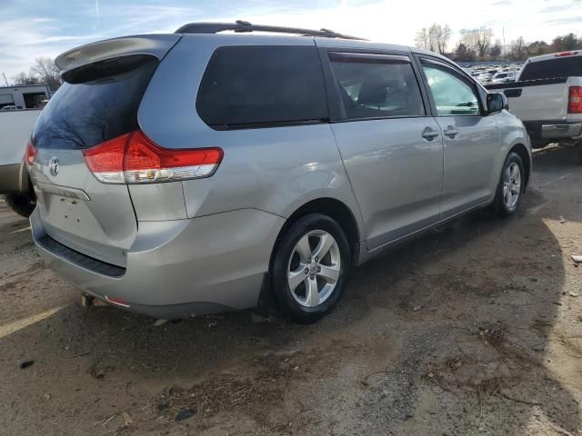 2014 Toyota Sienna LE