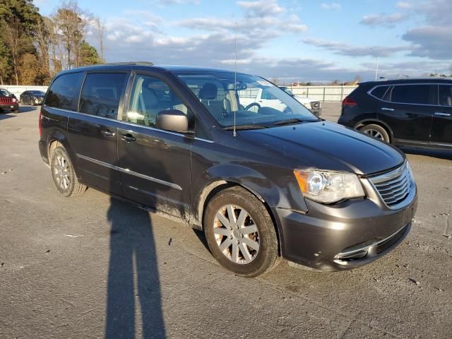 2016 Chrysler Town & Country Touring